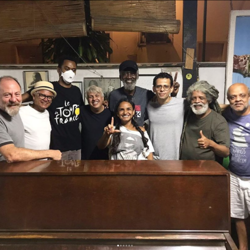 Bi Ribeiro - Luiz Guima - Rafa - Claudio Menezes - João Fera - Aldo Batera - Bidu Cordeiro - Tuninho Villas - Robertinha Villas